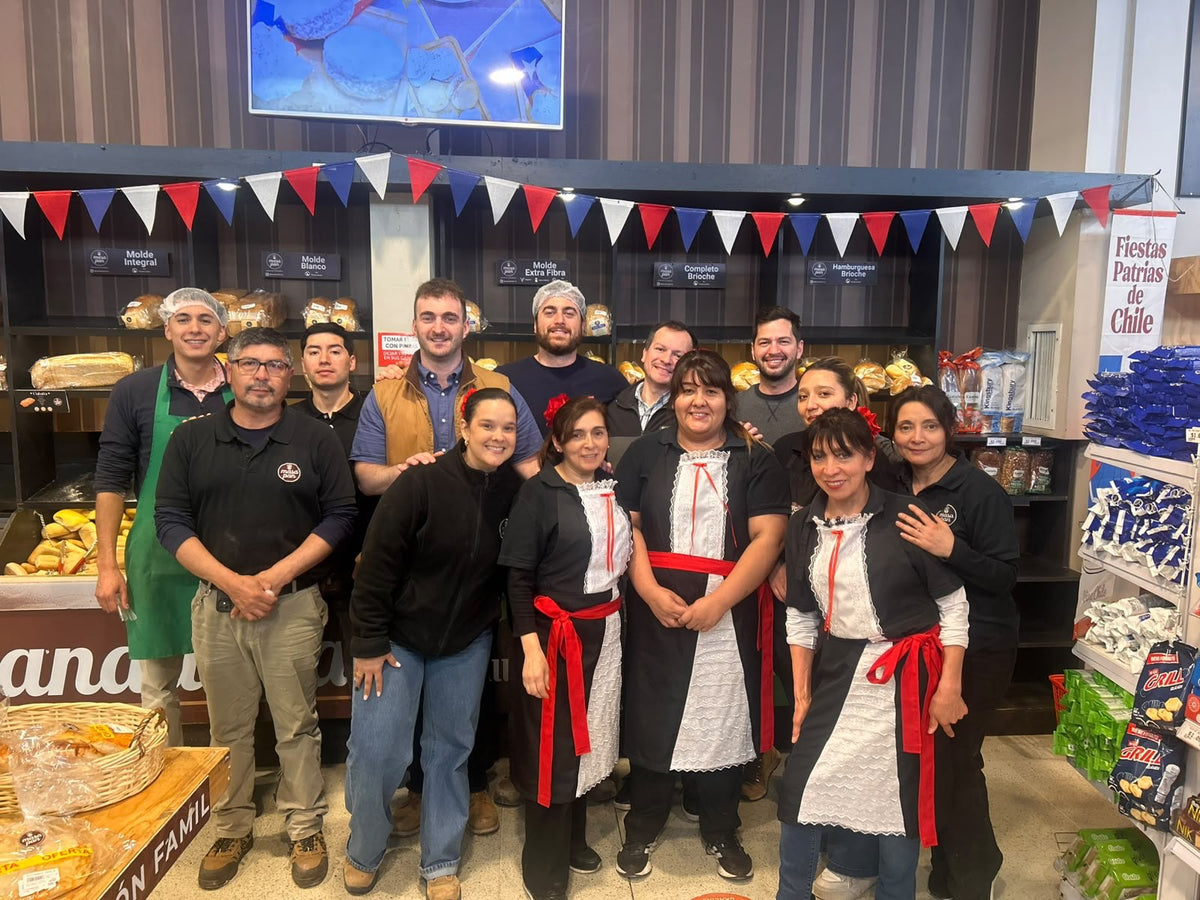 Equipo de Masapan en el local de Temuco